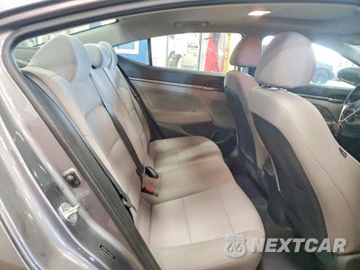 Zdjęcie 10 z 12 samochodu: 2018 HYUNDAI ELANTRA VALUE EDITION VIN:5NPD84LF5JH320355 - miniatura