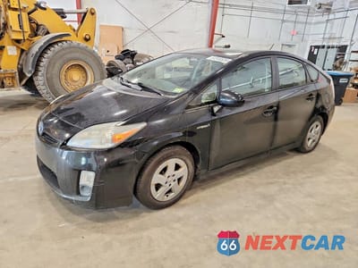 2011 TOYOTA PRIUS THREE JTDKN3DU1B1376762 - główne zdjęcie licytacji z USA - miniatura