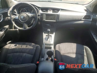 Zdjęcie 8 z 12 samochodu: 2019 NISSAN SENTRA SV VIN:3N1AB7AP9KL605937 - miniatura
