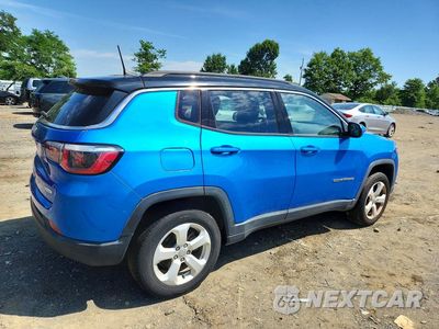 Trzecie zdjęcie samochodu z tyłu: 2018 JEEP COMPASS LATITUDE VIN:3C4NJDBB6JT115487 - miniatura