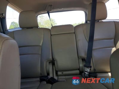 Zdjęcie 10 z 14 samochodu: 2017 HONDA PILOT TOURING VIN:5FNYF6H98HB010733 - miniatura