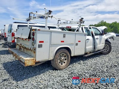 Trzecie zdjęcie samochodu z tyłu: 2015 CHEVROLET SILVERADO K3500 VIN:1GB2KYEG6FZ548813 - miniatura