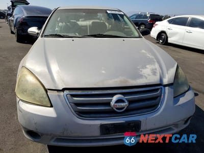 Piąte zdjęcie samochodu w środku: 2004 NISSAN ALTIMA 2.5 VIN:1N4AL11D04C133516 - miniatura