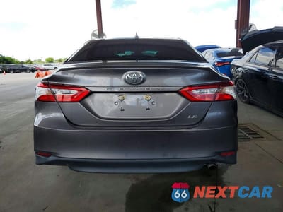 Zdjęcie 6 z 12 samochodu: 2020 TOYOTA CAMRY LE VIN:4T1C11AKXLU998666 - miniatura