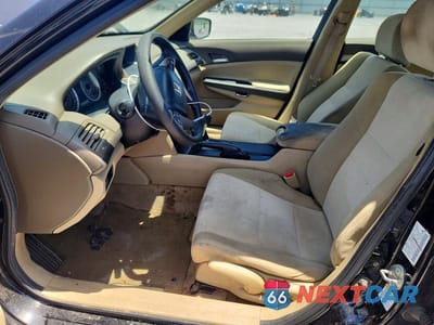 Zdjęcie 7 z 12 samochodu: 2010 HONDA ACCORD LX VIN:1HGCP2F32AA087077 - miniatura