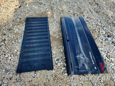Zdjęcie 13 z 14 samochodu: 2021 CHEVROLET SILVERADO K1500 RST VIN:3GCUYEED4MG336853 - miniatura