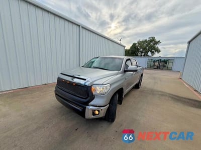 Drugie zdjęcie samochodu z przodu: 2015 TOYOTA TUNDRA CREWMAX LIMITED VIN:5TFHW5F18FX417624 - miniatura
