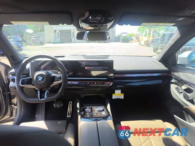 Zdjęcie 9 z 15 samochodu: 2026 BMW 540 XI VIN:WBA63FJ06TCX08787 - miniatura