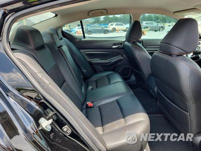 Zdjęcie 10 z 13 samochodu: 2020 NISSAN ALTIMA SR VIN:1N4BL4CV6LC115516 - miniatura