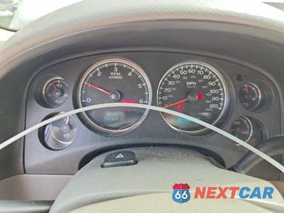 Zdjęcie 9 z 13 samochodu: 2007 CHEVROLET SUBURBAN C1500 VIN:1GNFC16017J296480 - miniatura