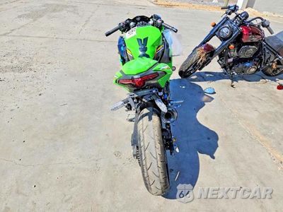 Czwarte zdjęcie samochodu z boku: 2025 KAWASAKI EX500 A VIN:ML5EXGJ15SDA38463 - miniatura