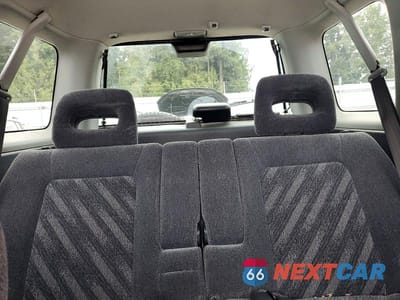 Zdjęcie 10 z 13 samochodu: 2001 HONDA CR-V LX VIN:JHLRD28401S003634 - miniatura