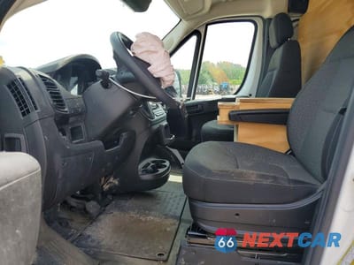 Zdjęcie 7 z 13 samochodu: 2024 RAM PROMASTER 3500 3500 STANDARD VIN:3C6MRVWG7RE154807 - miniatura