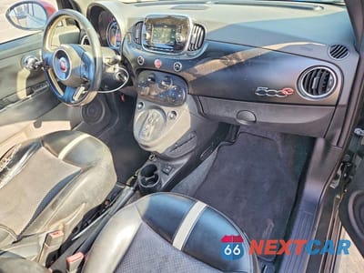 Zdjęcie 8 z 12 samochodu: 2016 FIAT 500 ELECTRIC VIN:3C3CFFGE9GT173758 - miniatura