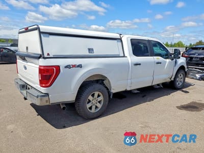 Trzecie zdjęcie samochodu z tyłu: 2023 FORD F150 SUPERCREW VIN:1FTFW1E57PKE69944 - miniatura