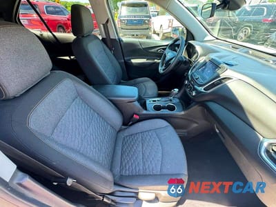 Piąte zdjęcie samochodu w środku: 2021 CHEVROLET EQUINOX LT VIN:3GNAXKEV9MS119459 - miniatura