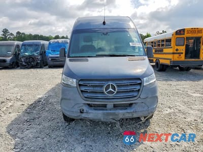 Piąte zdjęcie samochodu w środku: 2019 MERCEDES-BENZ SPRINTER 2500 DELIVERY VAN VIN:WD4PF1CD9KP133664 - miniatura