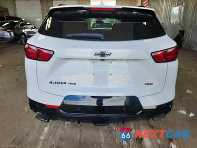Zdjęcie 6 z 14 samochodu: 2019 CHEVROLET BLAZER RS VIN:3GNKBJRS5KS638549 - miniatura