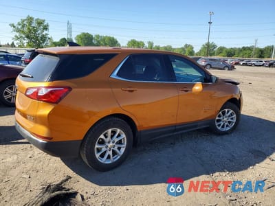 Trzecie zdjęcie samochodu z tyłu: 2018 CHEVROLET EQUINOX LT VIN:2GNAXSEV6J6169231 - miniatura