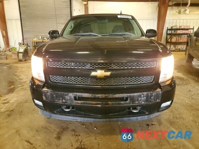 Piąte zdjęcie samochodu w środku: 2011 CHEVROLET SILVERADO VIN:1GCRKSE34BZ364209 - miniatura