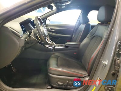 Zdjęcie 7 z 12 samochodu: 2021 HYUNDAI SONATA SEL PLUS VIN:5NPEJ4J21MH062736 - miniatura