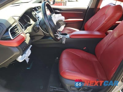 Zdjęcie 7 z 12 samochodu: 2018 TOYOTA CAMRY SE VIN:4T1B11HK0JU103619 - miniatura