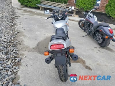 Czwarte zdjęcie samochodu z boku: 2004 KAWASAKI EX500 D VIN:JKAEXVD1X4A086235 - miniatura