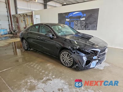 Czwarte zdjęcie samochodu z boku: 2025 MERCEDES-BENZ CLA 250 4MATIC VIN:W1K5J4HB4SN513084 - miniatura
