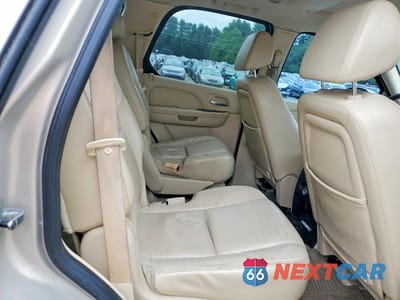Zdjęcie 11 z 13 samochodu: 2008 CADILLAC ESCALADE LUXURY VIN:1GYFK63818R251278 - miniatura