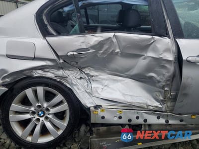 Zdjęcie 10 z 12 samochodu: 2007 BMW 328 I VIN:WBAVA37507NL16031 - miniatura