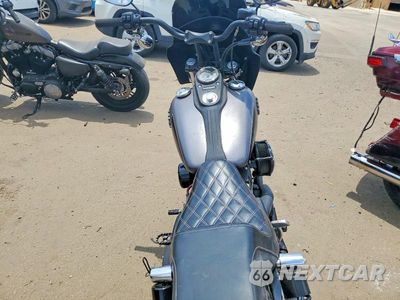 Zdjęcie 6 z 8 samochodu: 2017 HARLEY-DAVIDSON FXDB DYNA STREET BOB VIN:1HD1GXM18HC317271 - miniatura