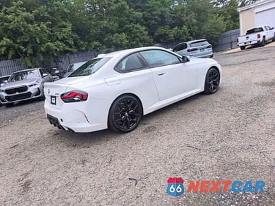 Czwarte zdjęcie samochodu z boku: 2026 BMW 230XI VIN:3MW33CM02T8G01675 - miniatura