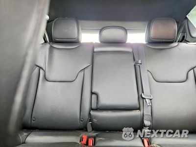 Zdjęcie 10 z 14 samochodu: 2025 JEEP COMPASS LIMITED VIN:3C4NJDCN9ST559604 - miniatura