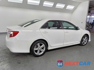 Trzecie zdjęcie samochodu z tyłu: 2013 TOYOTA CAMRY SE VIN:4T1BF1FK6DU245448 - miniatura