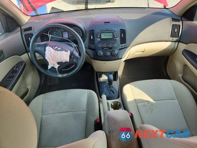 Zdjęcie 8 z 14 samochodu: 2010 HYUNDAI ELANTRA TOURING GLS VIN:KMHDB8AE2AU085529 - miniatura