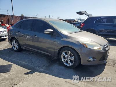 Czwarte zdjęcie samochodu z boku: 2013 FORD FOCUS SE VIN:1FADP3F22DL353034 - miniatura
