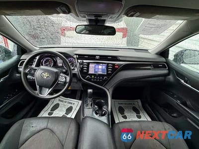 Zdjęcie 9 z 14 samochodu: 2020 TOYOTA CAMRY LE VIN:4T1C11AK2LU887853 - miniatura