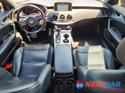 Zdjęcie 8 z 12 samochodu: 2019 KIA STINGER GT VIN:KNAE35LCXK6067931 - miniatura