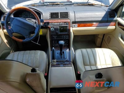 Zdjęcie 8 z 13 samochodu: 2001 LAND ROVER RANGE ROVER 4.6 HSE LONG WHEELBASE VIN:SALPM16421A450434 - miniatura