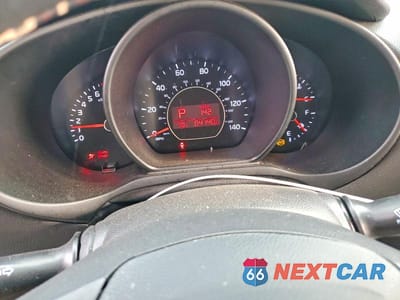 Zdjęcie 9 z 12 samochodu: 2019 KIA SOUL BASE VIN:KNDJN2A28K7919238 - miniatura
