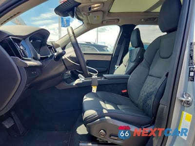 Zdjęcie 7 z 14 samochodu: 2026 VOLVO XC90 PLUS VIN:YV4H60PE7T1495716 - miniatura