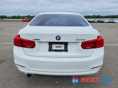 Zdjęcie 6 z 12 samochodu: 2018 BMW 320 XI VIN:WBA8E5G54JNU47953 - miniatura