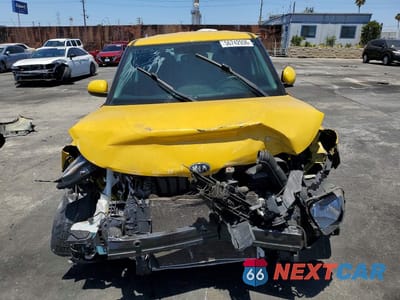 Piąte zdjęcie samochodu w środku: 2020 KIA SOUL LX VIN:KNDJ23AU4L7064586 - miniatura