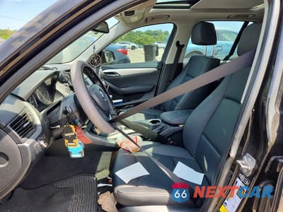 Zdjęcie 7 z 12 samochodu: 2015 BMW X1 XDRIVE28I VIN:WBAVL1C57FVY30168 - miniatura