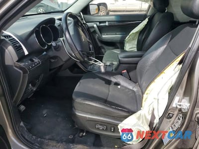 Zdjęcie 7 z 12 samochodu: 2011 KIA SORENTO EX VIN:5XYKUDA28BG042353 - miniatura