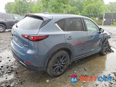 Trzecie zdjęcie samochodu z tyłu: 2024 MAZDA CX-5 PREFERRED VIN:JM3KFBCL5R0530493 - miniatura