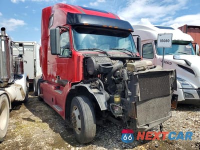 2006 VOLVO VN VNL 4V4NC9GH96N396801 - główne zdjęcie licytacji z USA - miniatura