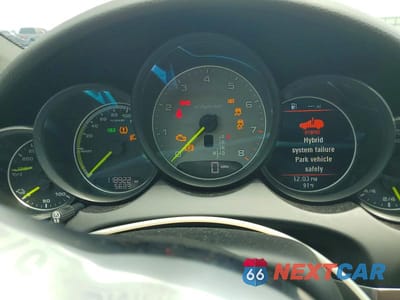 Zdjęcie 9 z 13 samochodu: 2017 PORSCHE CAYENNE SE HYBRID PLATINUM VIN:WP1AE2A22HLA74286 - miniatura