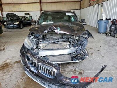 Piąte zdjęcie samochodu w środku: 2016 BMW X1 XDRIVE28I VIN:WBXHT3C33G5F65833 - miniatura