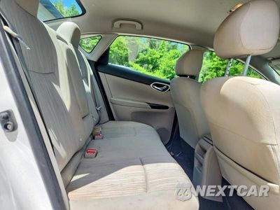 Zdjęcie 10 z 12 samochodu: 2016 NISSAN SENTRA SV VIN:3N1AB7AP9GY270804 - miniatura